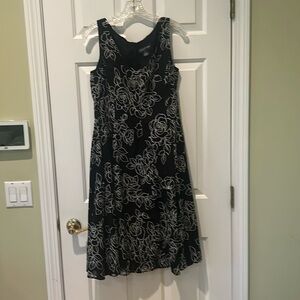 Jones New York black and white sundress Size 8. New with tags